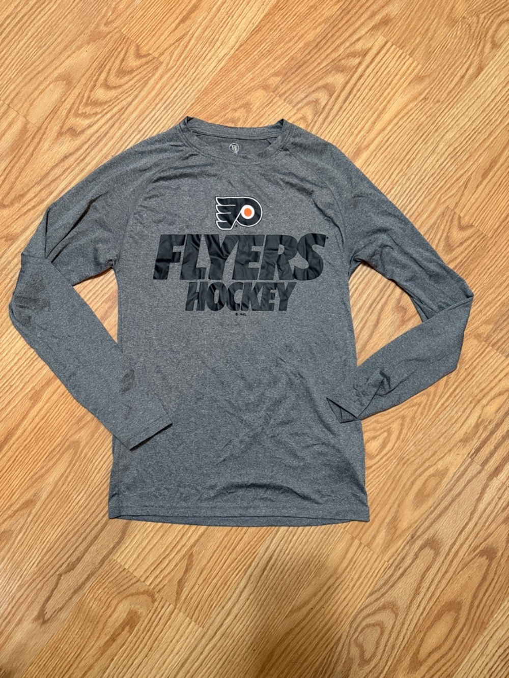 NHL Philadelphia Flyers Gray Long Sleeve Tee